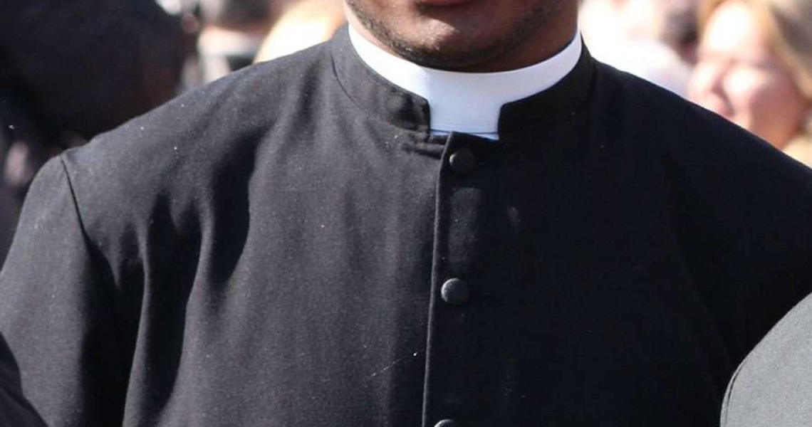 0_sacerdote_pixabay_24102017.jpg
