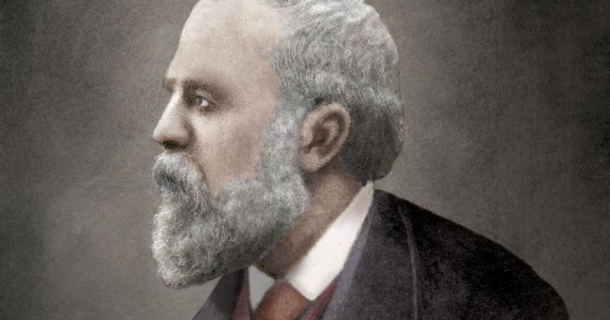 103_antoni-gaudi-anciano.jpg