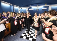 0_bachelet_salida_templo_presidenta.jpg