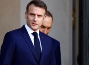 103_macron.jpg