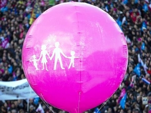 0_globo-manifpourtous.jpg