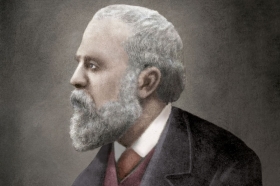 103_antoni-gaudi-anciano.jpg